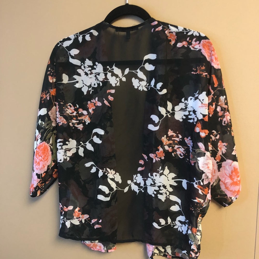 Black Floral Kimono - Picture 2 of 2